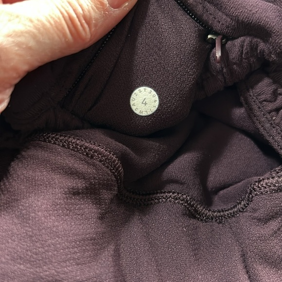 Lululemon Lead The Pack Hoodie Rulu Black Cherry Purple Running Stretch Sz 4 - Picture 8 of 13